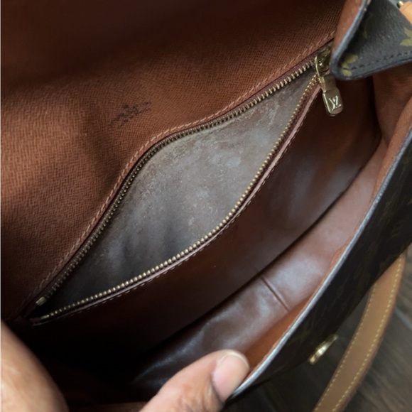 LOUIS VUITTON St. Cloud - Picture 6 of 6